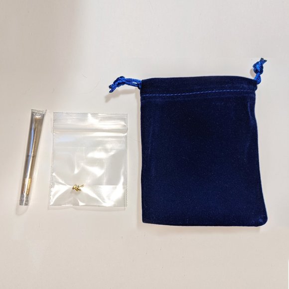 The Love Bracelet Replacement Screw + Screwdriver + Gift Bag Revson Gift Set - Picture 4 of 10